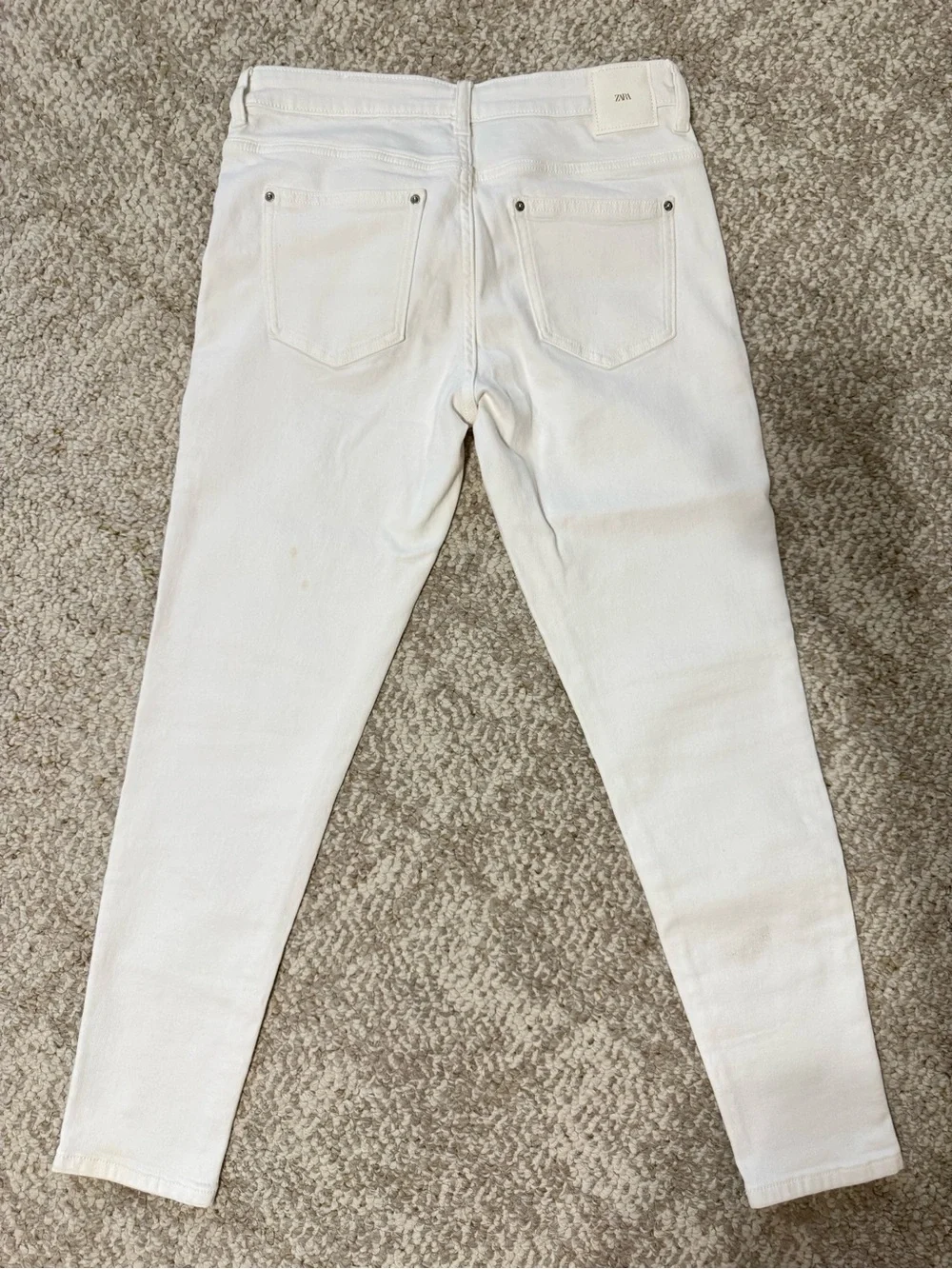 NEW ZARA WHITE JEANS